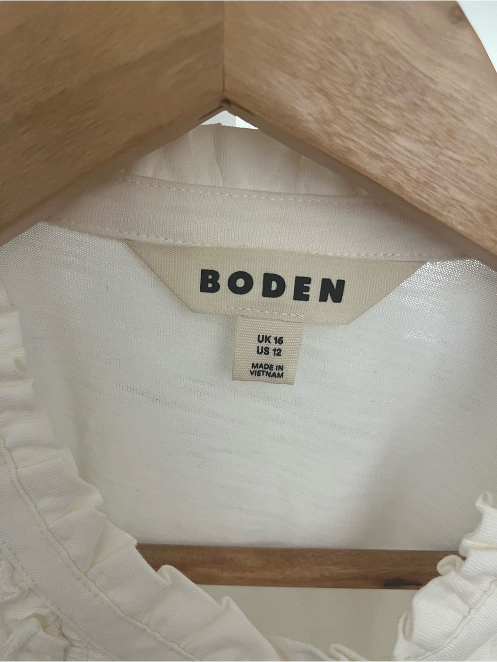 Boden Cream Ruffled Front Button Blouse - Picture 2 of 2